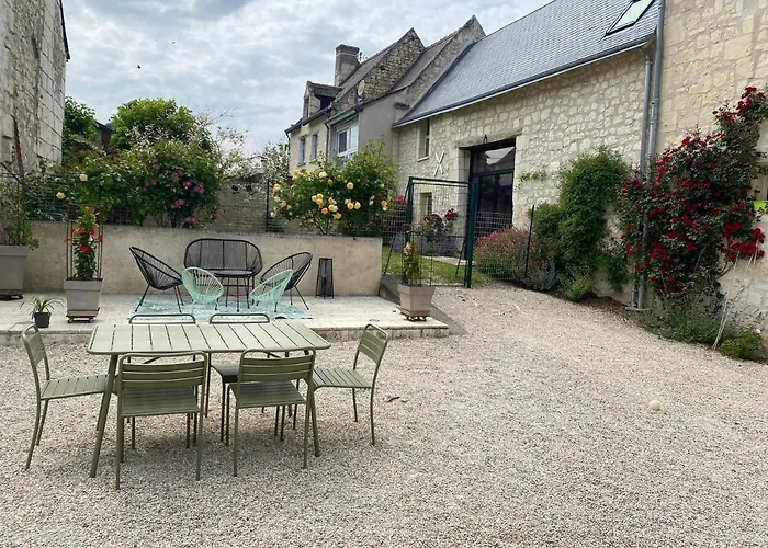 Studio Indre Climatise, La Halte De Cuze, Aux Abords De La Loire A Velo